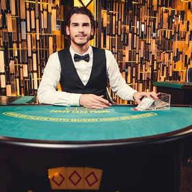 Triple Card Poker Amon Casino